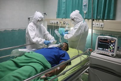 Hospital ICU where a tagged crash cart is located and its readiness is verified by a spatial rule